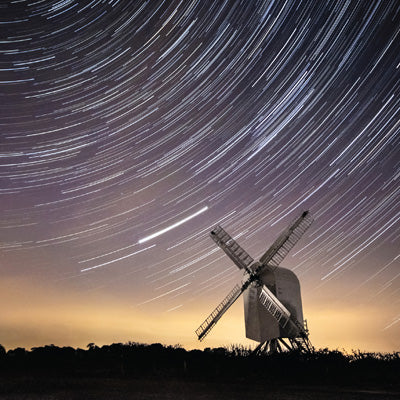 L182 - Windmill and the Night Sky Greeting Card (6 Cards)