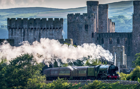 PCW623 - Conwy Castle and Steam Train Postcard (1 unit = 25 Postcards)