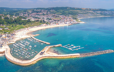 PDR549 - Lyme Regis Aerial Postcard (1 unit = 25 Postcards)