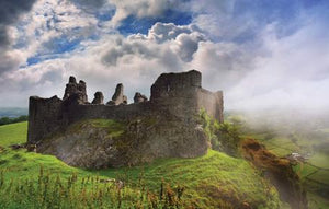 PCW565 - Carreg Cennen Castle Brecon Beacons Postcard